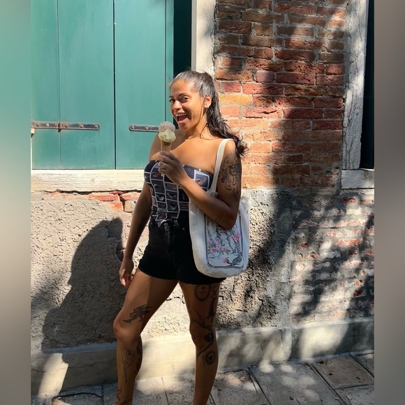 Meet the posher! - Picture 2 of 7